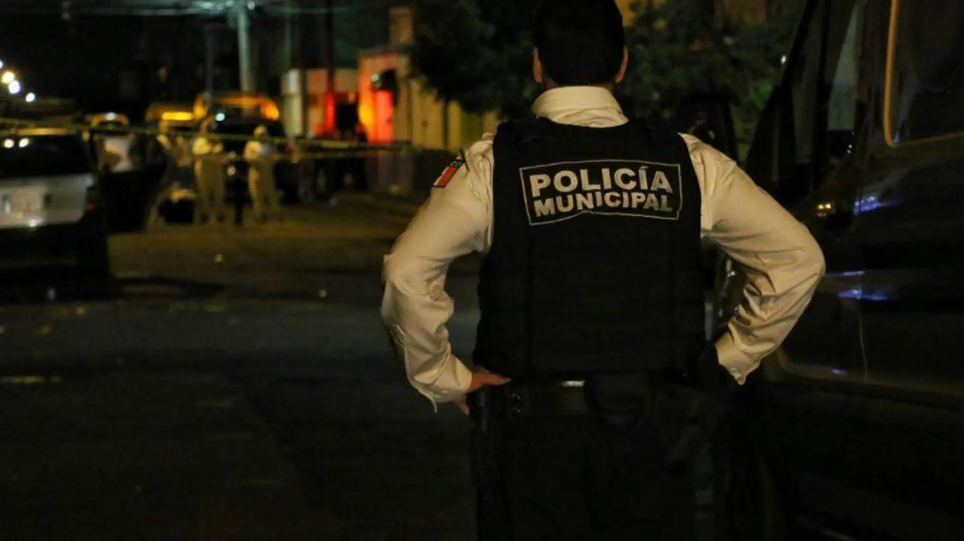 Policías (2)